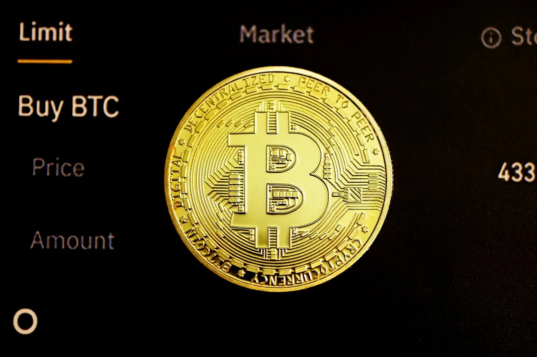 Decentralized exchange DEX comparison with centralized platform